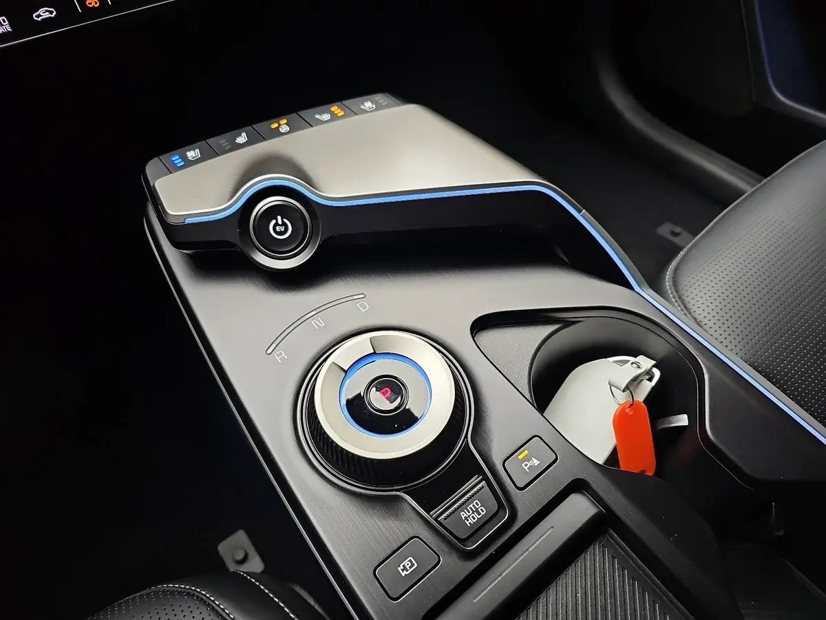 KIA EV6 EARTH 84 KWH RWD WP COMFORT ASSIST DRIVE SOUND