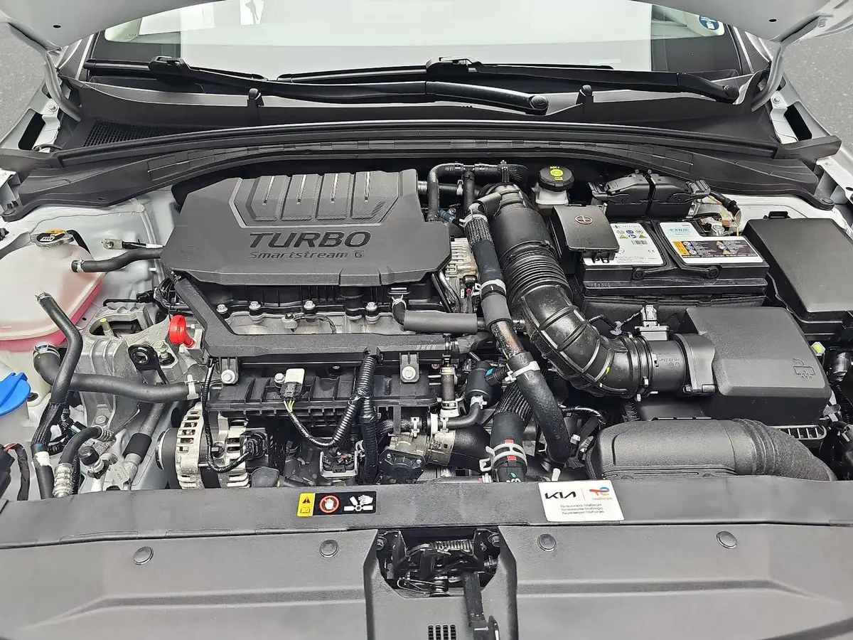 KIA XCEED 1.5 T-GDI DCT SPIRIT XCLUSIVE LED GRA WINTER AHK