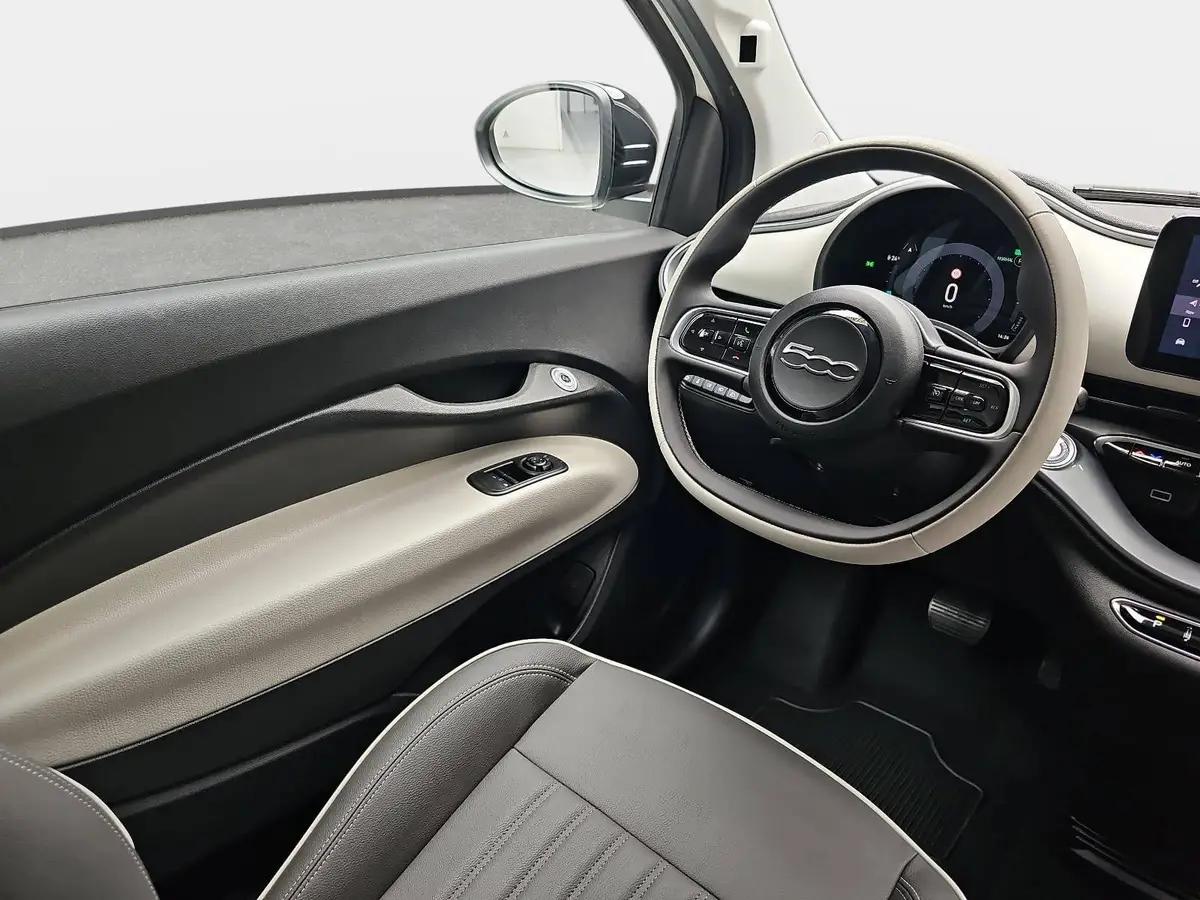 FIAT 500 ELEKTRO 42 KWH LA PRIMA MJ26