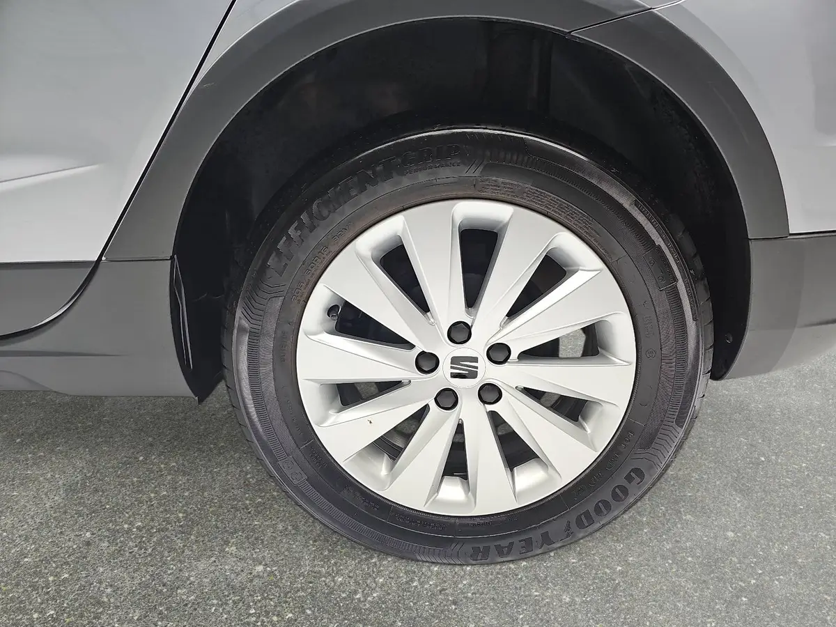 SEAT ARONA 1.0 TSI MOVE! LED KLIMAAUTO FULL-LINK DAB