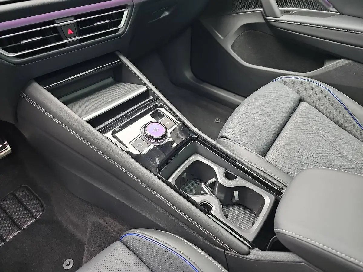 VW TIGUAN 2.0 TDI DSG R-LINE 4M NAVI LED-MATIX LEDER BLACK-S