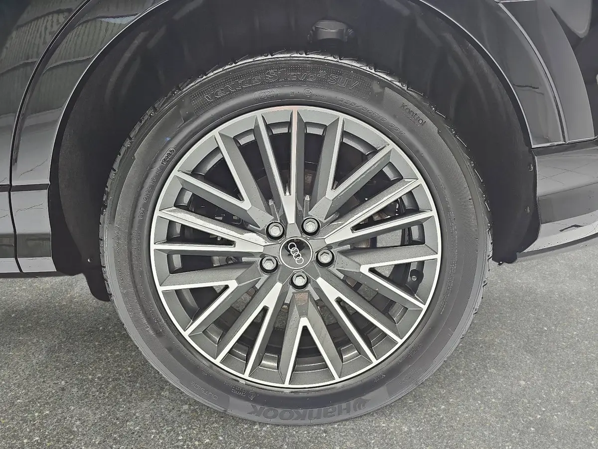 AUDI Q3 35 TDI S-TRONIC S LINE NAVI LED PANO ACC BLACK+ KA