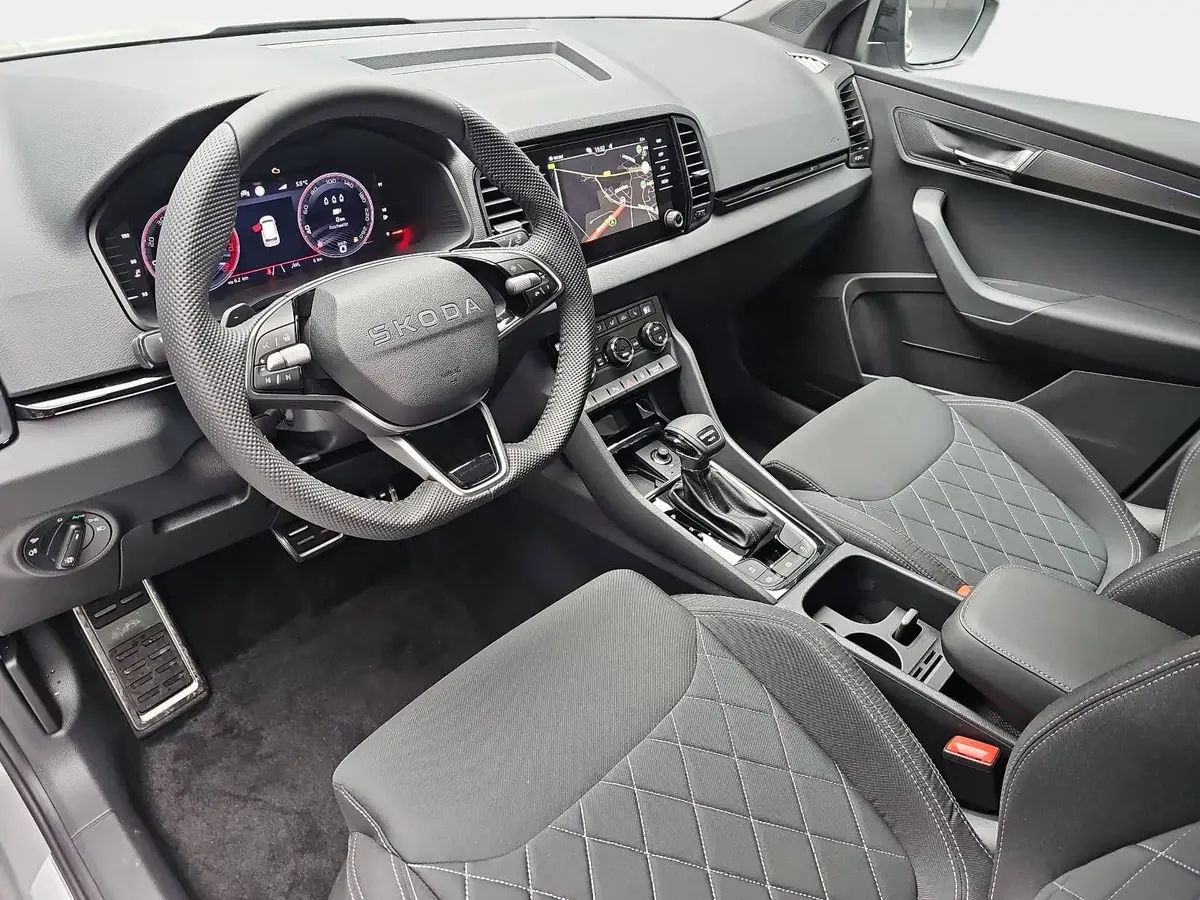 SKODA KAROQ 2.0 TSI DSG SPORTLINE 4X4 NAVI LED ACC WINTER KAME