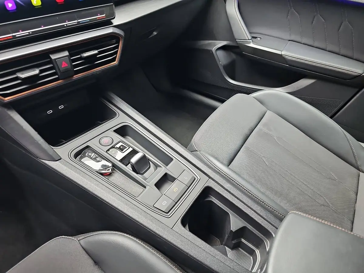 CUPRA FORMENTOR 1.4 DSG PHEV NAVI LED KAMERA