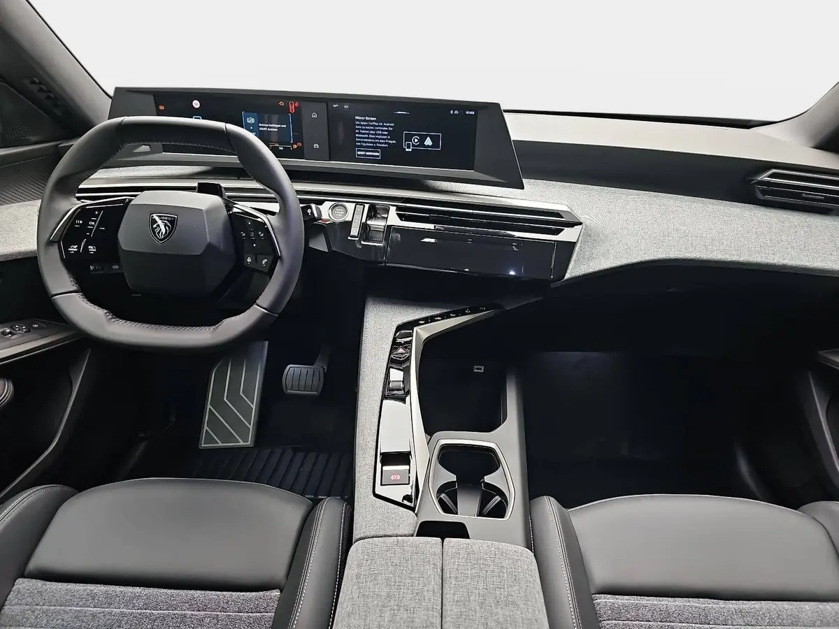 PEUGEOT 3008 1.2 HYBRID 145 E-DSC6 ALLURE LED WINTER AHK LM