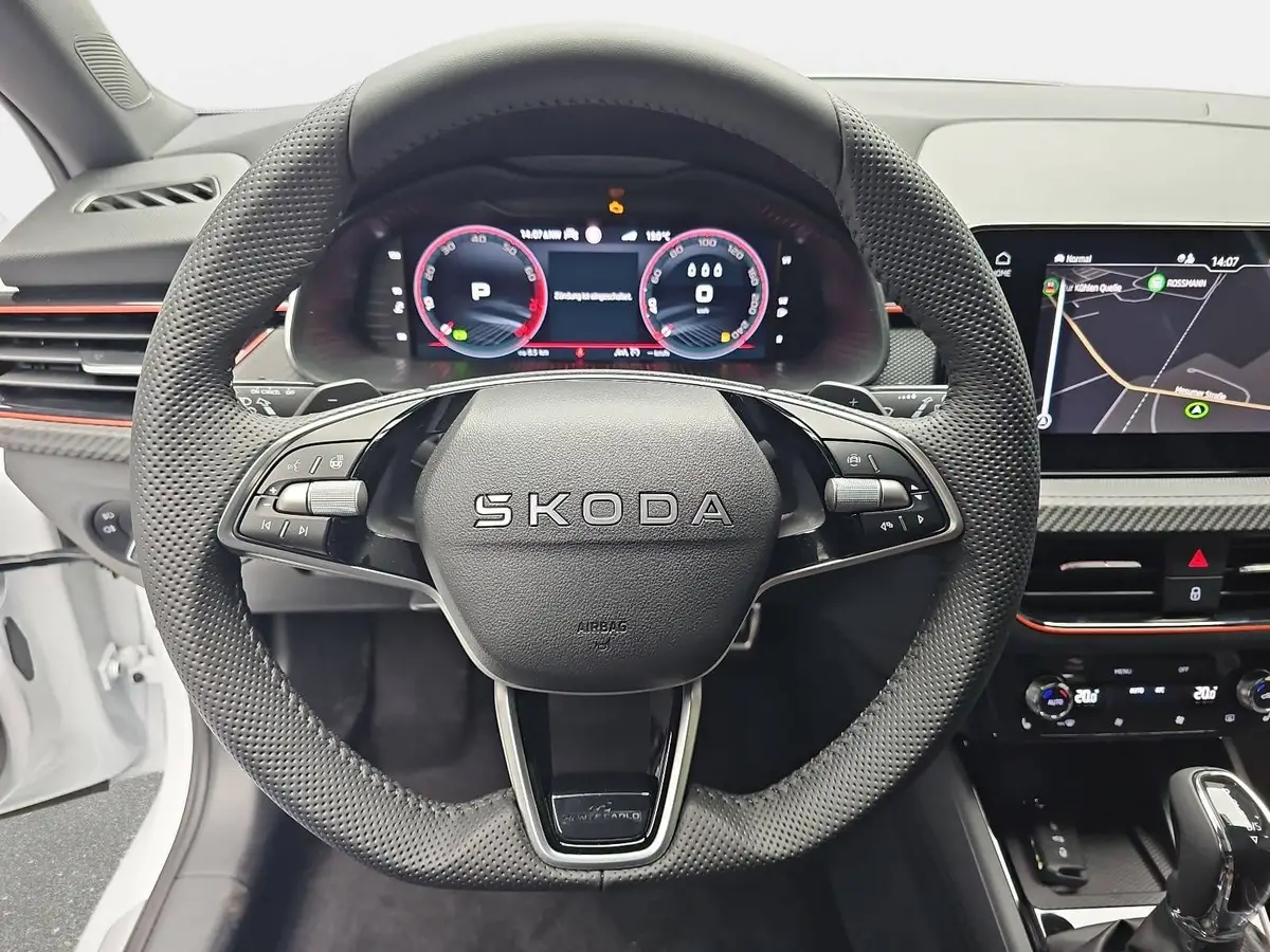 SKODA KAMIQ 1.5 TSI DSG MONTE CARLO NAVI LED