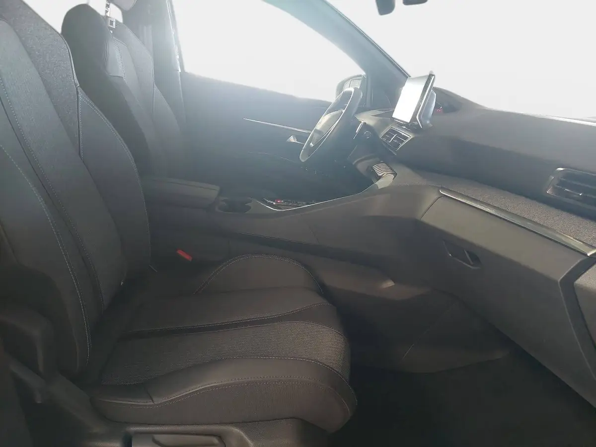 PEUGEOT 3008 1.2 AUTOMATIK 130 ALLURE 1.HAND