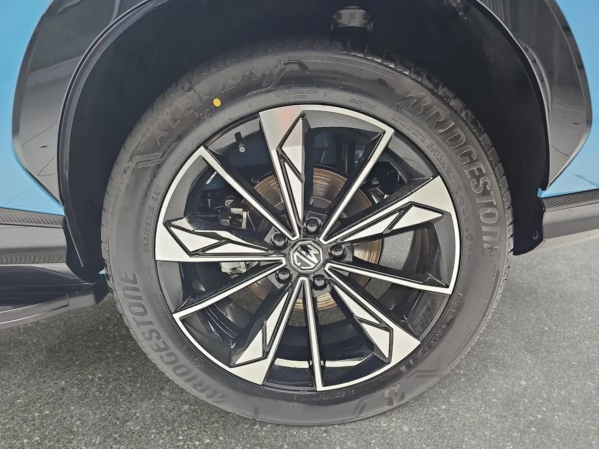 MG HS 1.5 PLUG-IN-HYBRID MY25.5 LUXURY LEDER 360-GRAD-KAMERA 19-ZOLL-LM