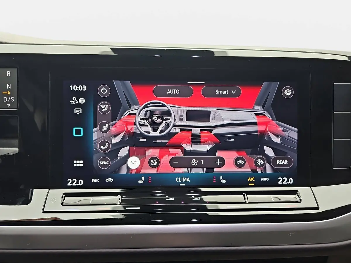 VW T7 MULTIVAN 2.0 TDI DSG LIFE LANG ACC AHK