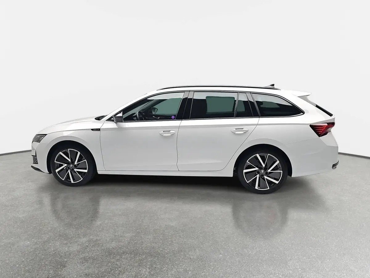 SKODA OCTAVIA COMBI 2.0 TDI DSG SPORTLINE NAVI LED