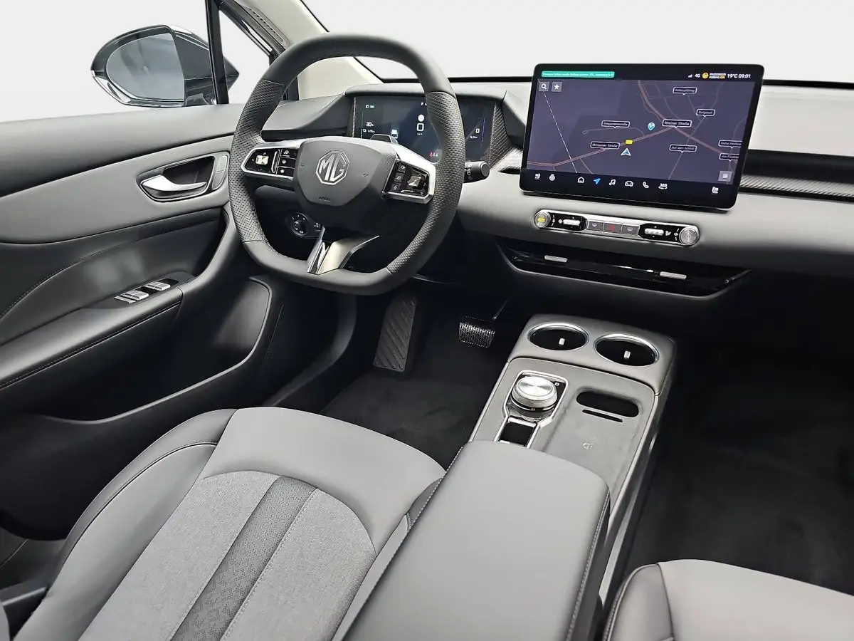 MG MG4 EV 64 KWH MY26 PREMIUM