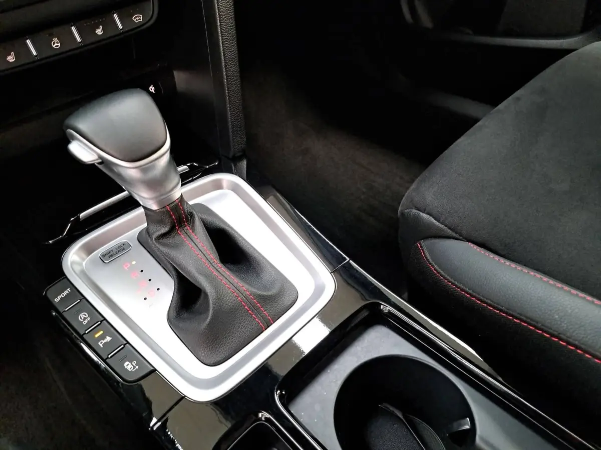 KIA CEED 1.6 T-GDI DCT GT LED WINTER KAMERA