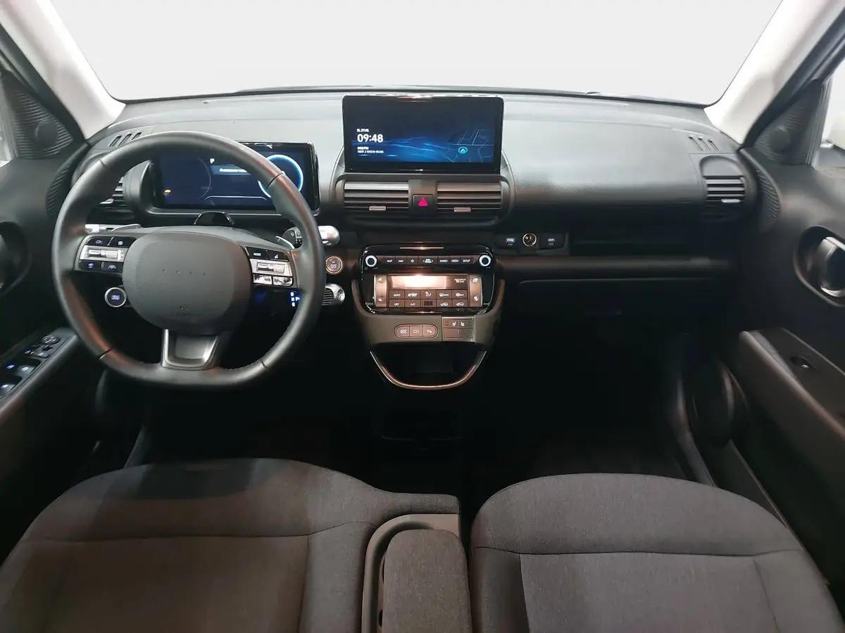 HYUNDAI INSTER ELEKTRO 42 KWH TREND 2WD NAVI LM