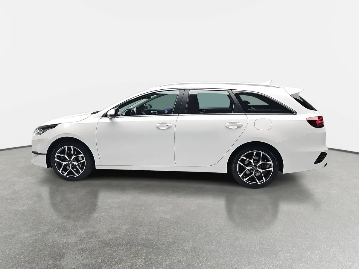 KIA CEED SW 1.5 T-GDI DCT7 SPIRIT TECHNOLOGIE ABN. AHK