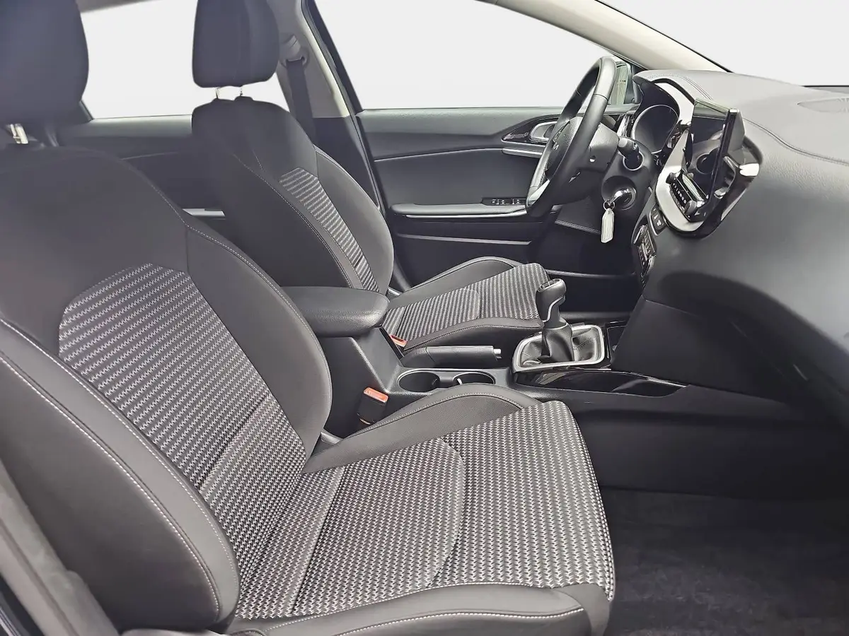 KIA CEED 1.0 T-GDI VISION KOMFORT+ SITZH.