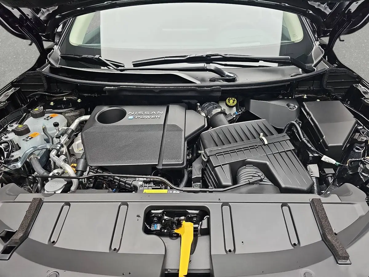 NISSAN X-TRAIL 1.5 VC-T E-POWER AUTO. N-CONNECTA PANORAMA HUD VOLL-LED LM19