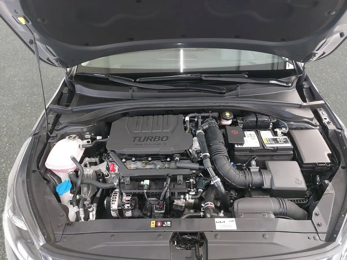 KIA CEED 1.5 T-GDI DCT7 VISION KOMFORT+ SITZH.