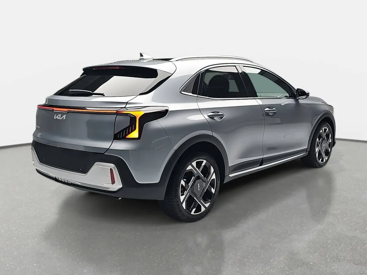 KIA XCEED 1.6 T-GDI 180 DCT SPIRIT MJ27 SOUND SITZ ADVANCED GLASDACH