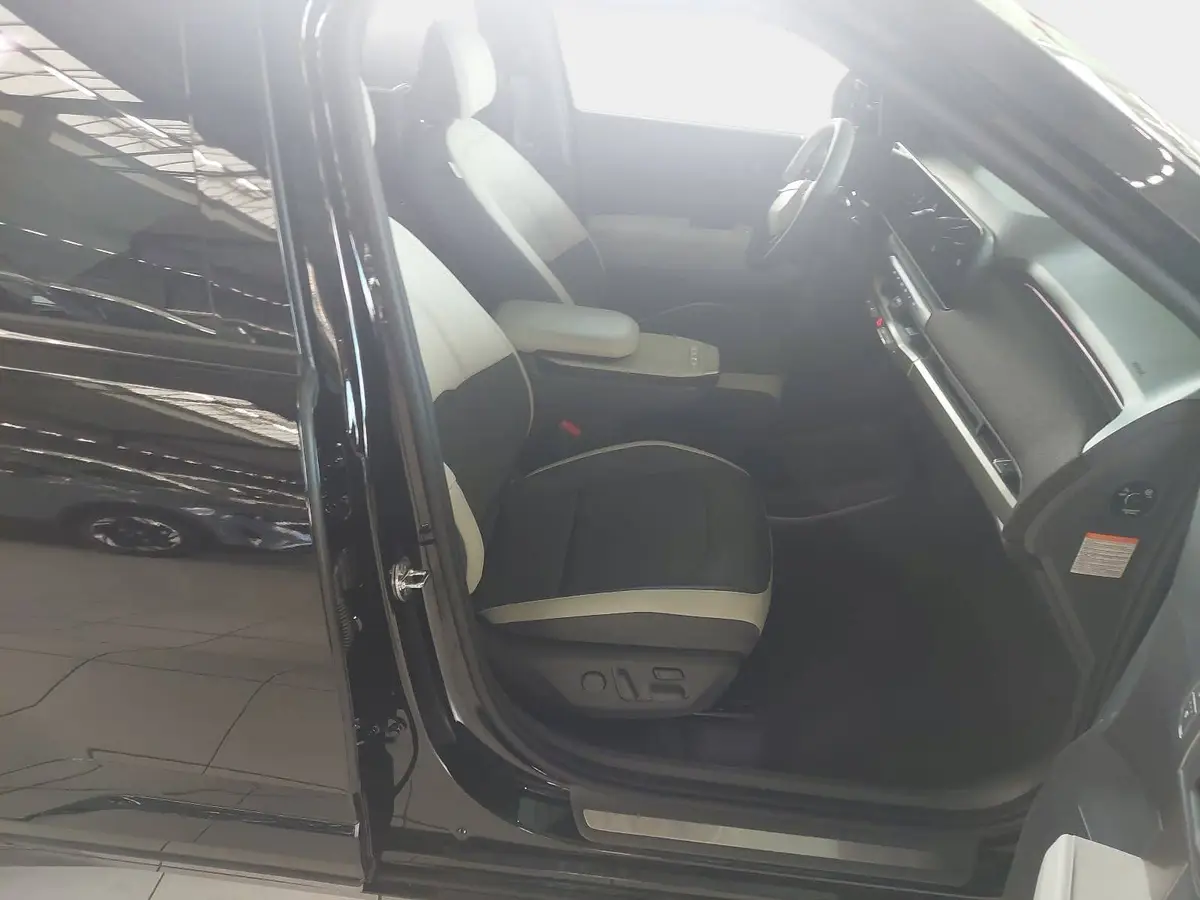 KIA EV3 81.4 KWH GT-LINE MJ27 DRIVEWISE-PARK-PRO KOMFORT GLASDACH