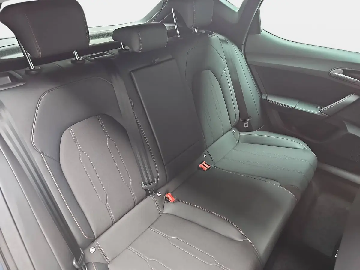 CUPRA LEON 1.5 ETSI DSG LED ACC DCC FULL-LINK WINTER PDC KAME