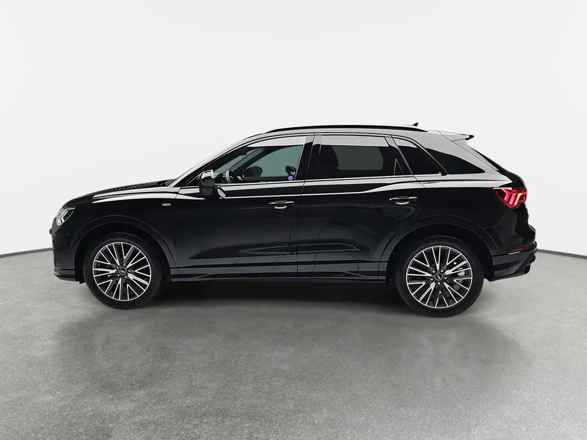 AUDI Q3 35 TDI S-TRONIC S LINE NAVI LED PANO ACC BLACK+ KA