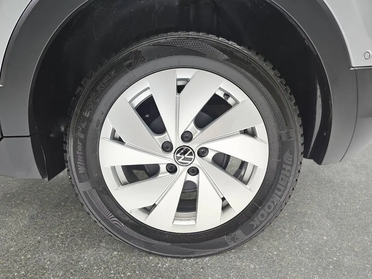 VW T-CROSS 1.0 TSI GOAL NAVI LED KLIMAAUTO ACC P-ASSIST WINTE