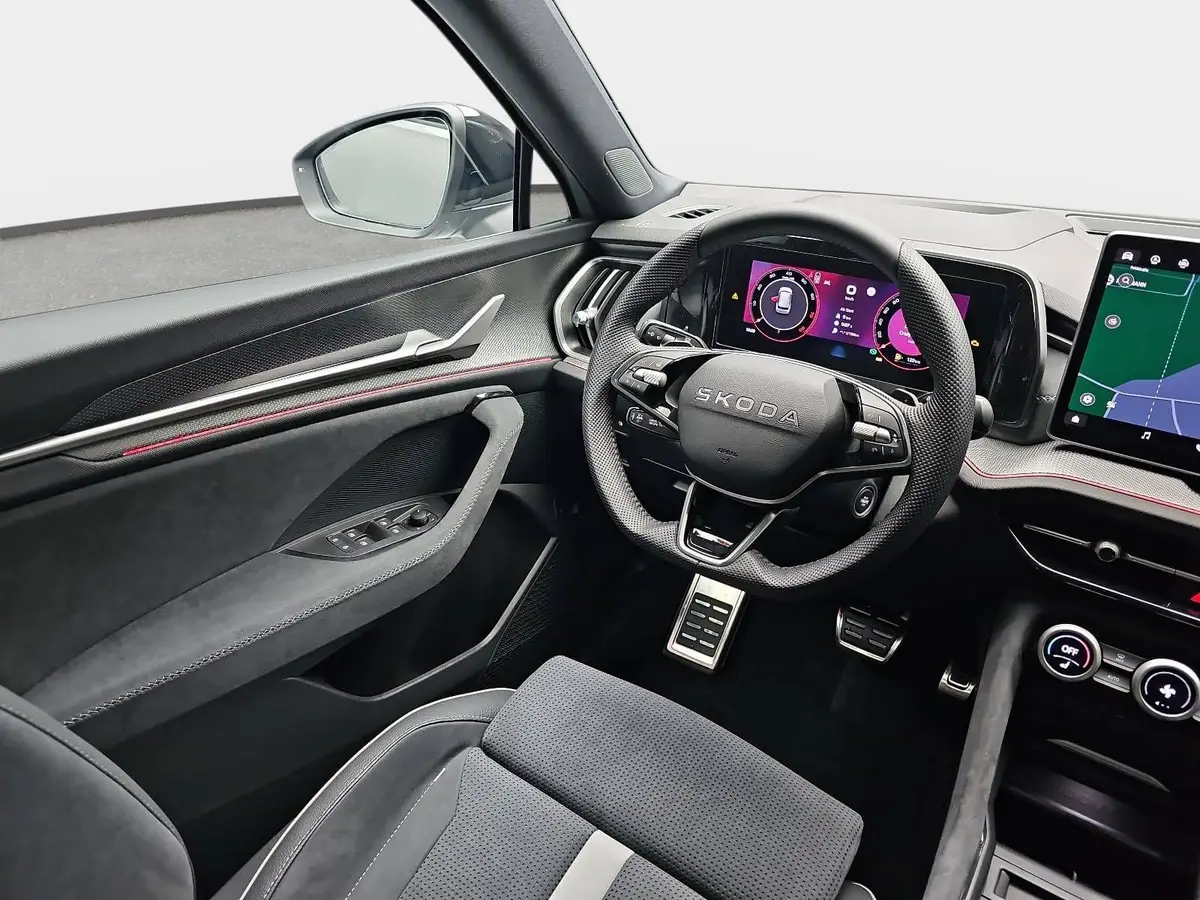 SKODA KODIAQ 2.0 TSI DSG SPORTLINE 4X4 NAVI LED
