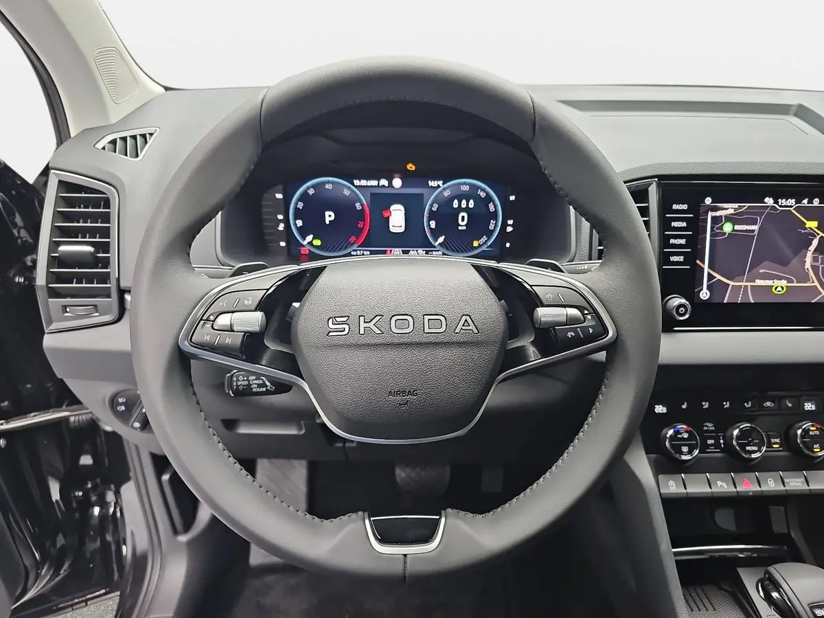 SKODA KAROQ 1.5 TSI DSG DRIVE NAVI LED AHK LM