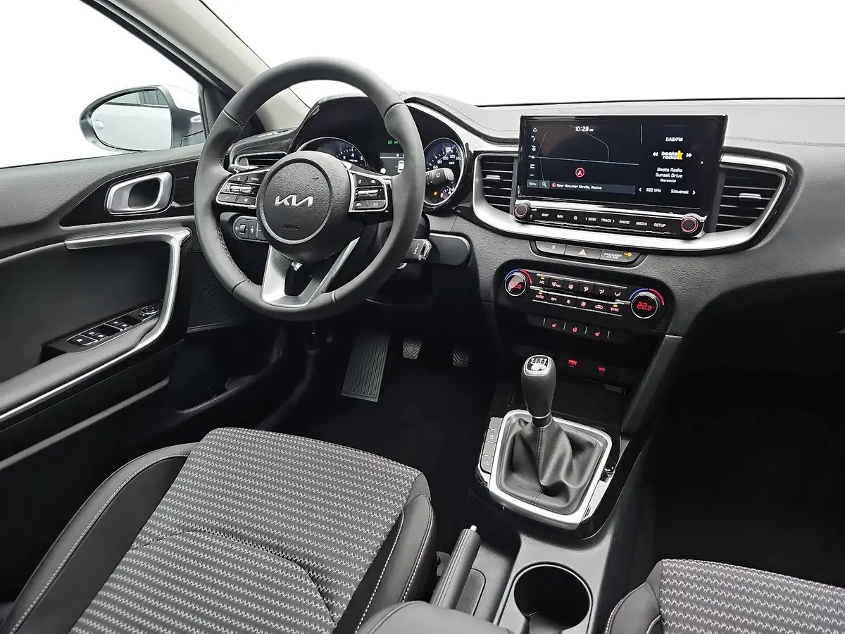 KIA CEED 1.5 T-GDI VISION KOMFORT+ SITZH.