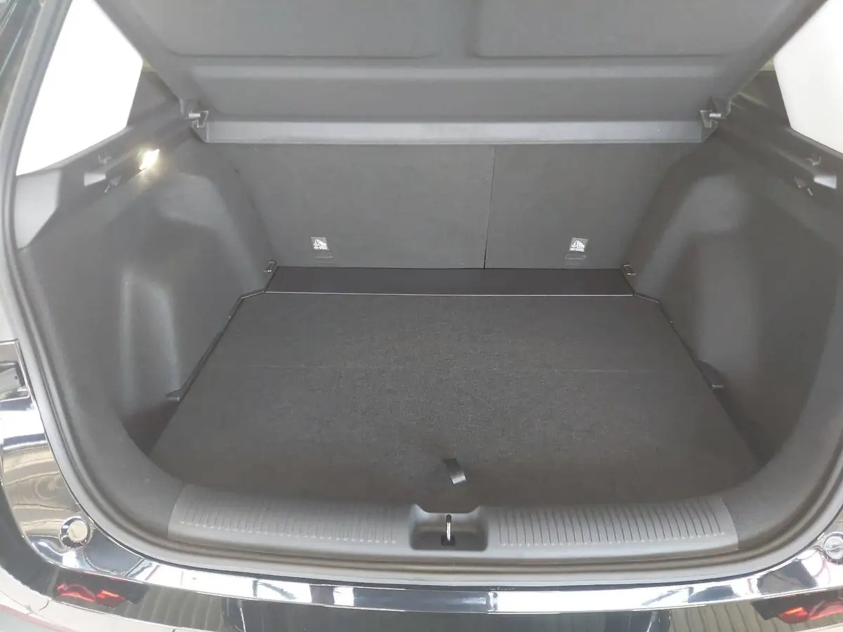 MG ZS 1.5 HYBRID+ MY25.5 LUXURY NAVI LM18 KEYLESS-ENTRY 360-GRAD-KAMERA