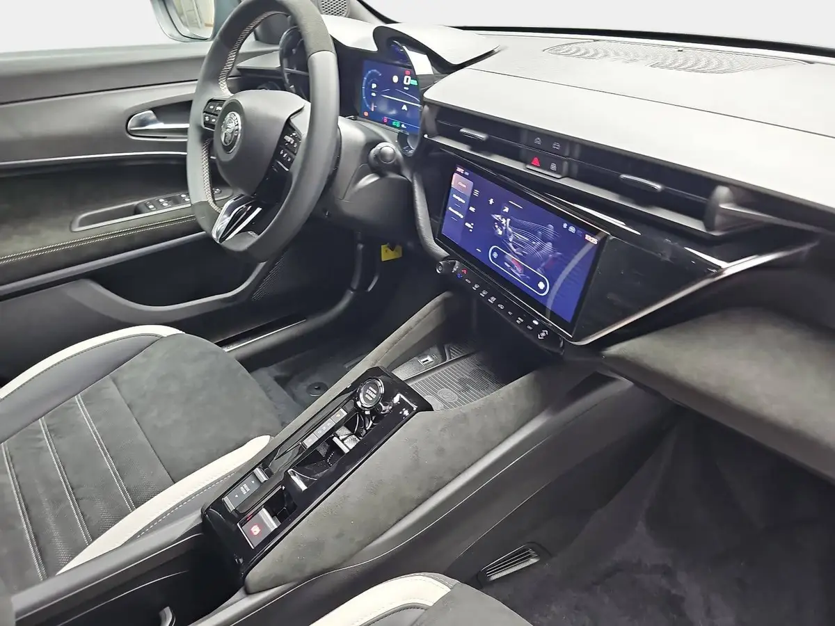 ALFA ROMEO JUNIOR ELETTRICA 54 KWH SPORT SPECIALE TECHNOLOGIE-PAKET