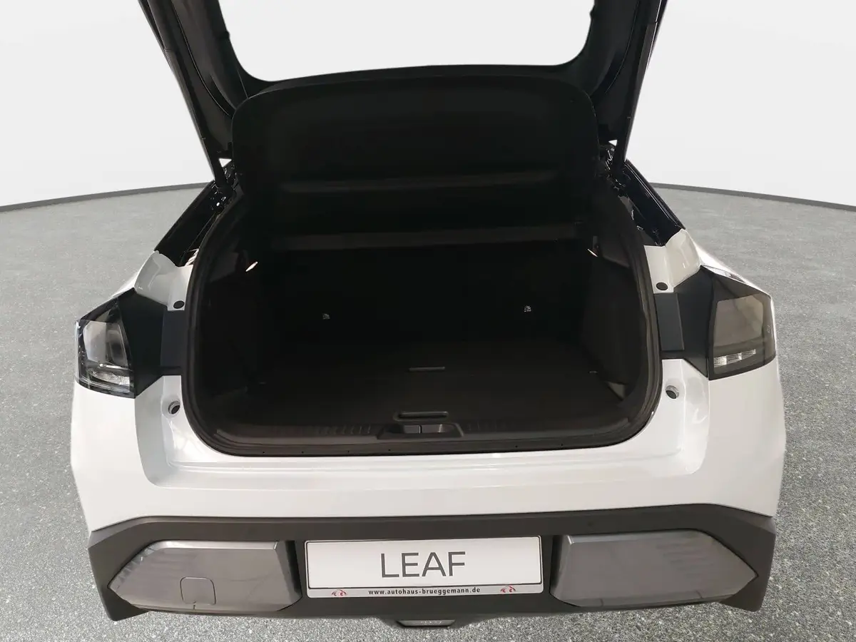 NISSAN LEAF 75KWH MY26 ADVANCE 2-FARBEN VEHICLE-TO-LOAD