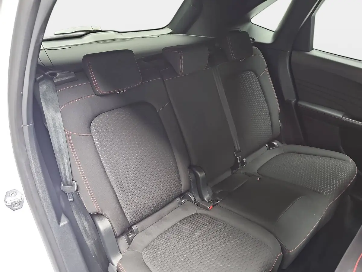 FORD KUGA 1.5 EB AUTO. ST-LINE NAVI LED KLIMAAUTO WINTER SIC