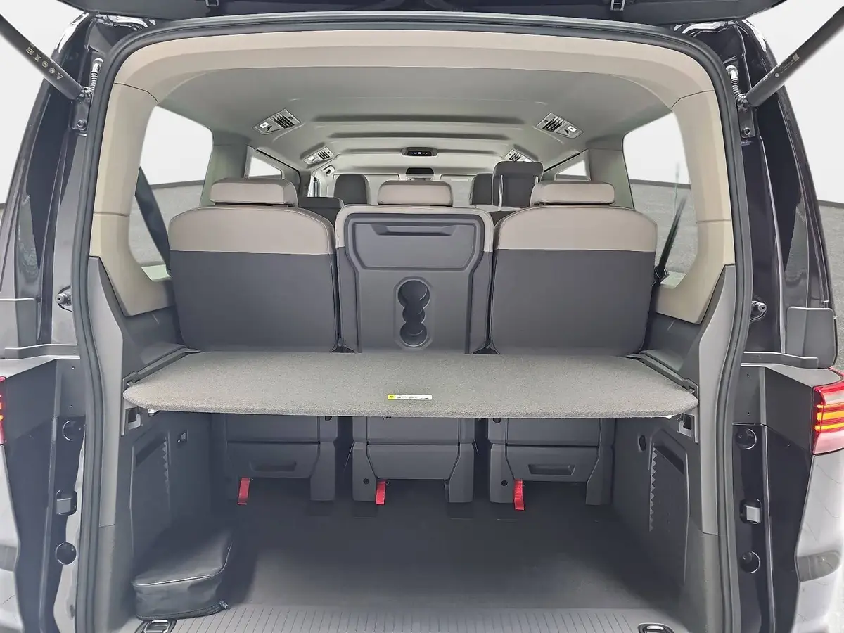 VW T7 MULTIVAN 2.0 TDI DSG LIFE LANG ACC AHK