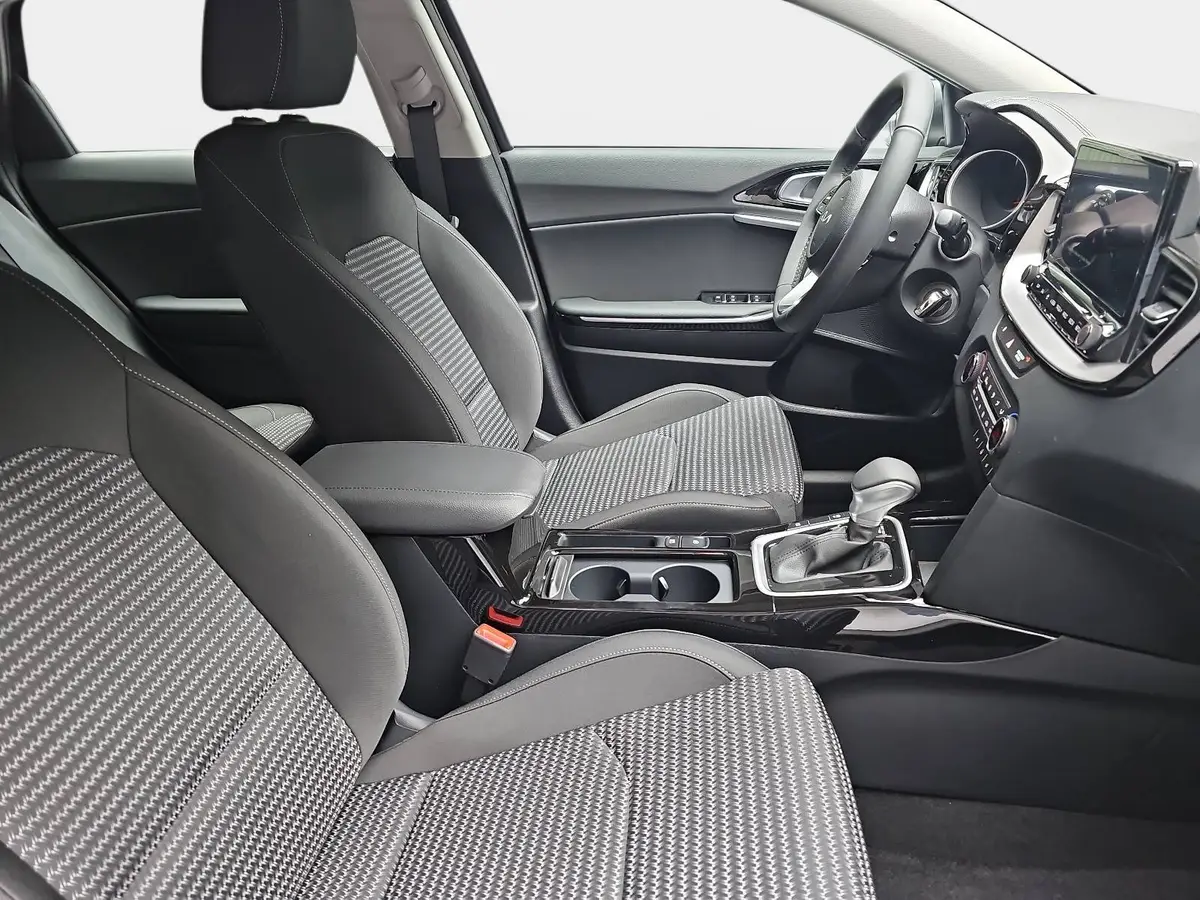 KIA CEED 1.5 T-GDI DCT7 VISION KOMFORT+ SITZH.