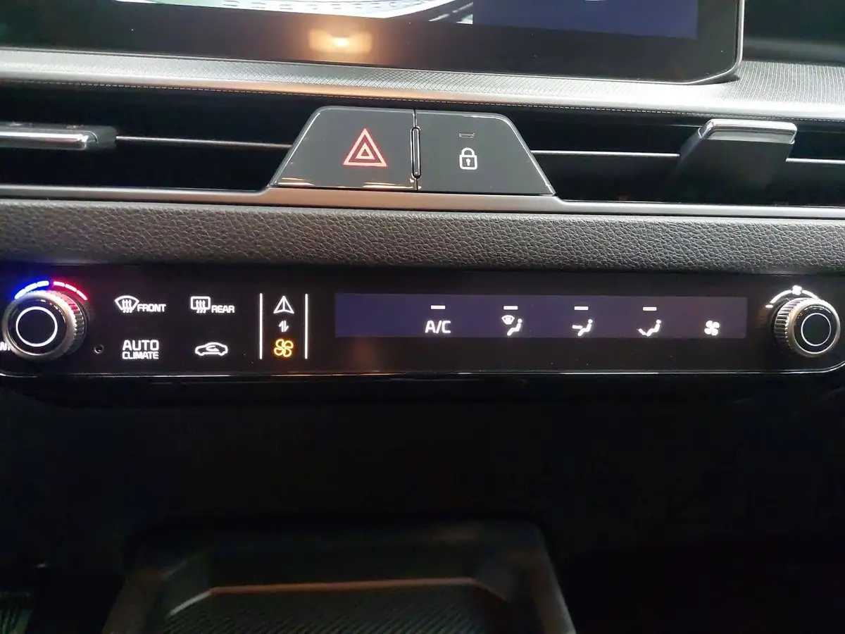 KIA STONIC 1.0 T-GDI 100 DCT VISION MJ26 SITZH. NAVI