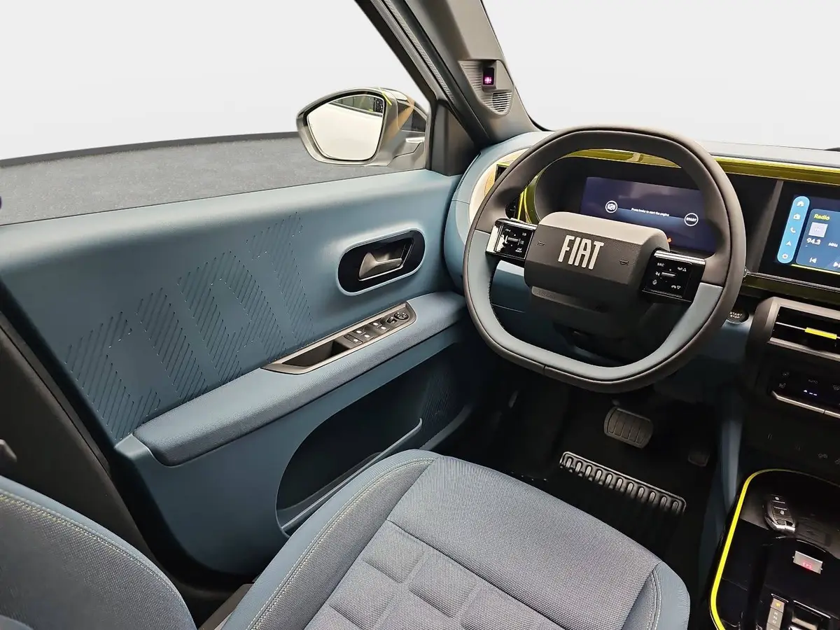 FIAT GRANDE PANDA ELEKTRO LA PRIMA MJ26 WINTER PAKET