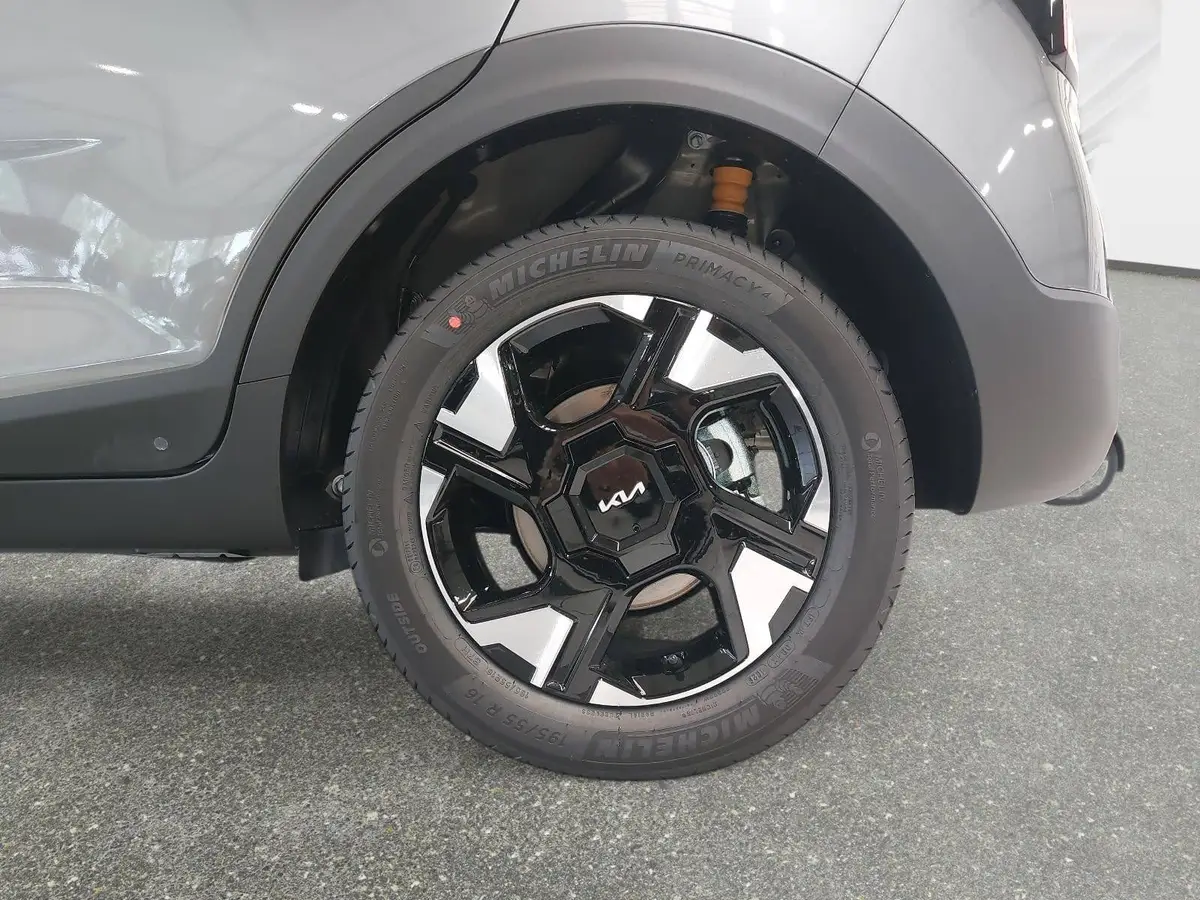 KIA STONIC 1.0 T-GDI 100 DCT VISION MJ26 SITZH. NAVI