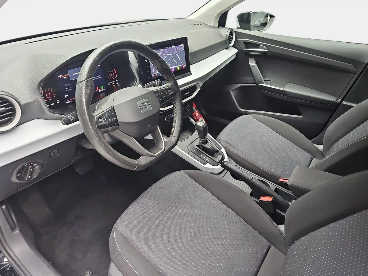 SEAT ARONA 1.0 TSI DSG STYLE NAVI GRA DAB LM