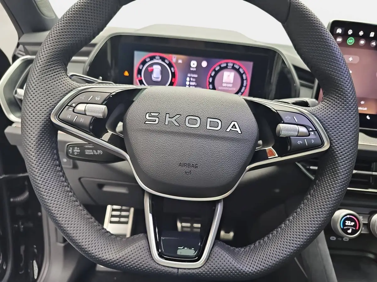 SKODA KODIAQ 2.0 TSI DSG SPORTLINE 4X4 NAVI LED