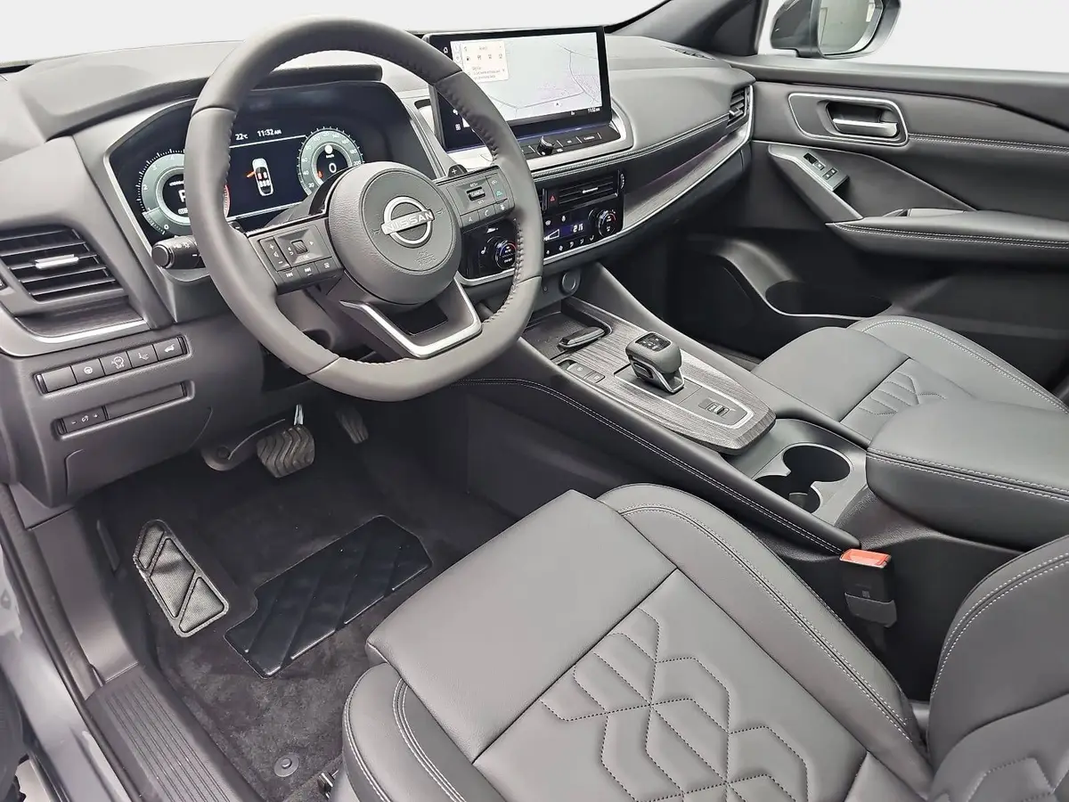 NISSAN QASHQAI 1.3 DIG-T X-TRONIC TEKNA NAVI LED