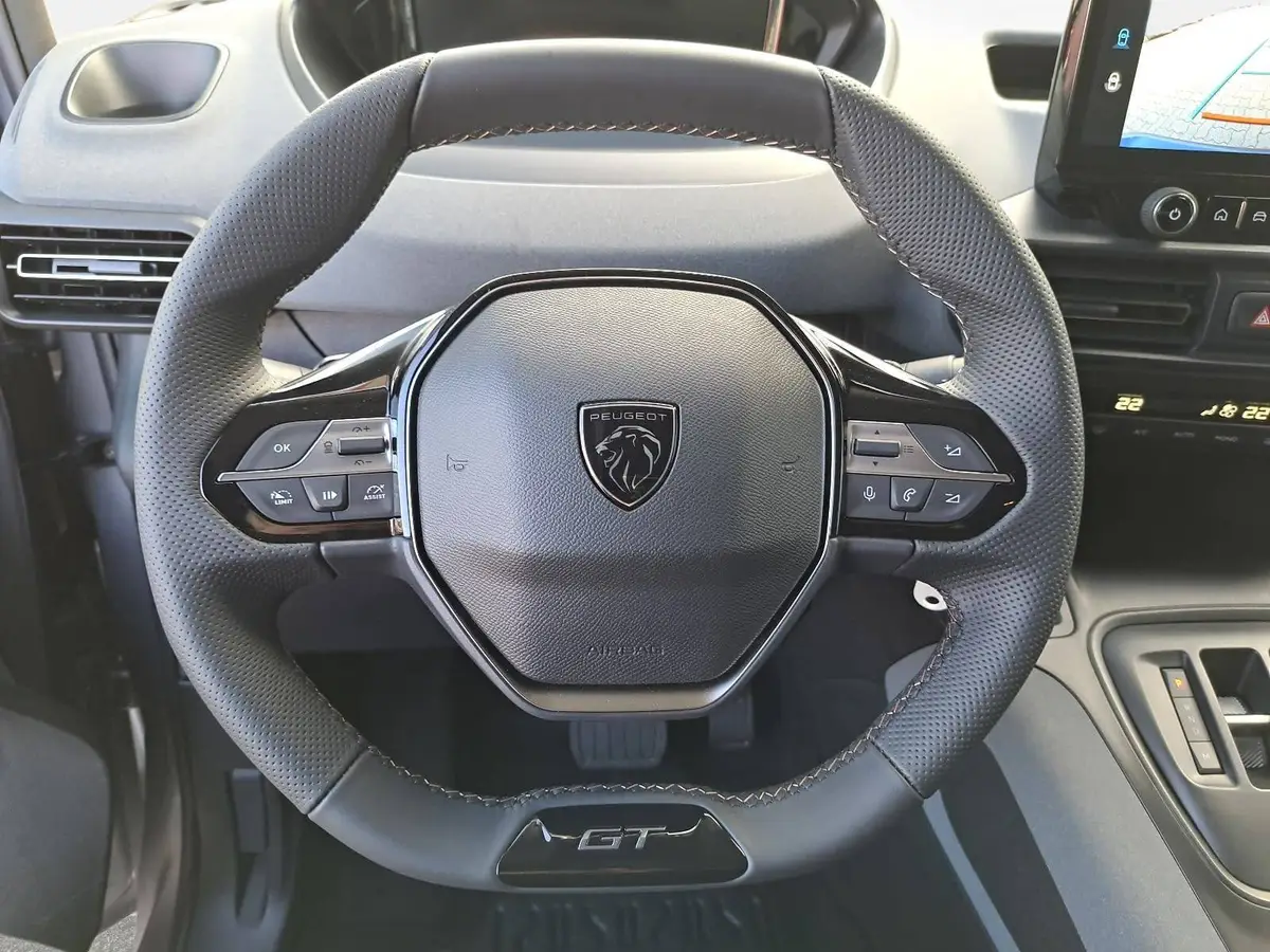 PEUGEOT RIFTER BLUEHDI 130 CV EAT8 GT L2 7-S NAVI LED AHK LM