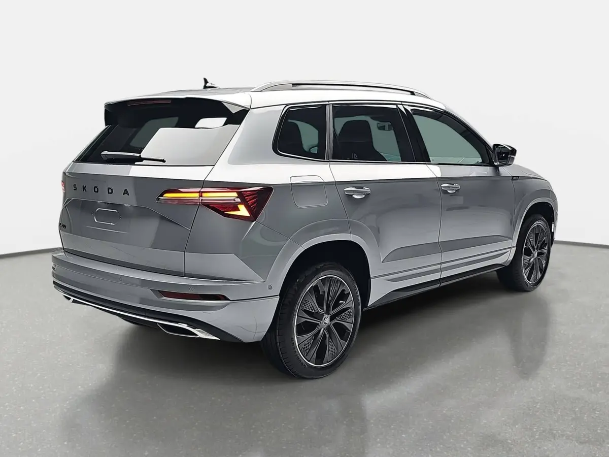 SKODA KAROQ 1.5 TSI DSG SPORTLINE NAVI LED AHK