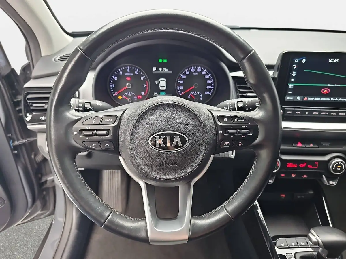 KIA STONIC 1.0 T-GDI 100 DCT VISION GRA AHK