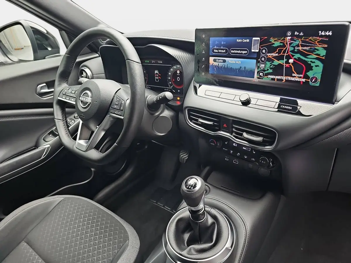 NISSAN JUKE 1.0 DIG-T 5T N-CONNECTA WINTER