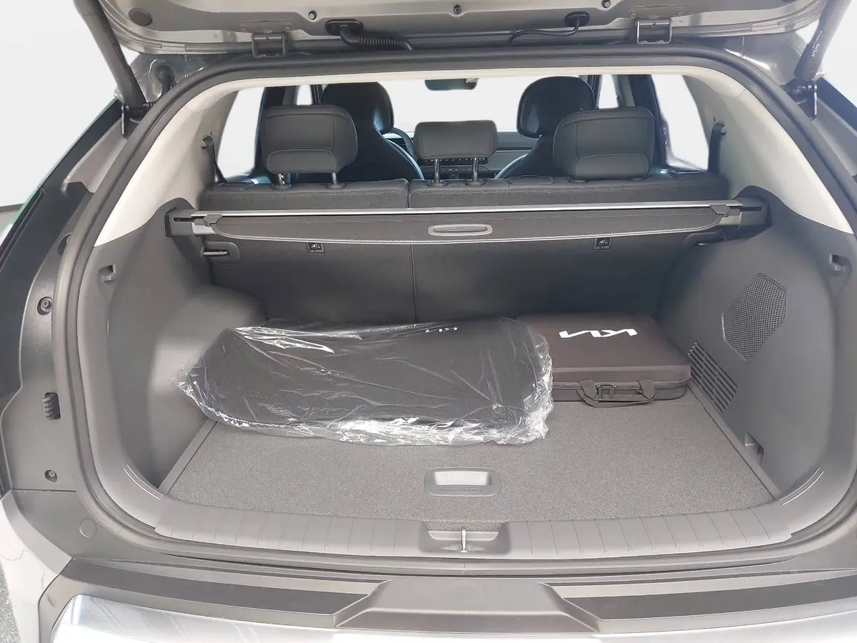 KIA EV3 81.4 KWH EARTH MJ26 WINTER BUSIN. UPGRADE DRIVEWISE-PARK DESIGN SOUND