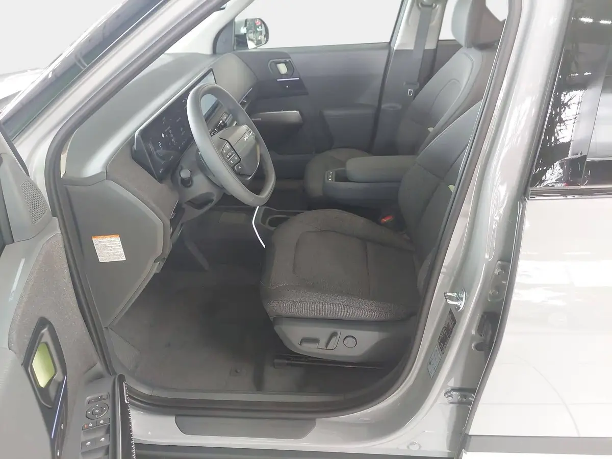 KIA EV2 61.0 KWH EARTH MJ27 4SITZE WINTER-CONNECT TECHN DRIVEWISE-PARK DESIGN