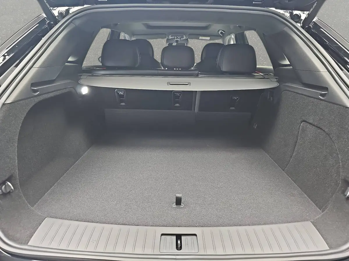 OMODA 9 PLUG-IN-HYBRID PREMIUM
