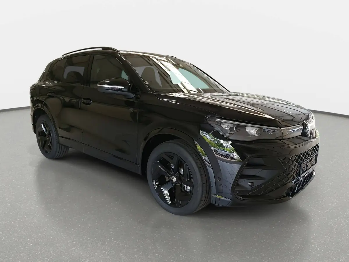VW TIGUAN 2.0 TDI DSG R-LINE NAVI LED PANO