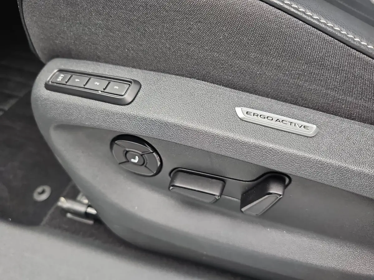 VW TIGUAN 1.5 ETSI DSG LIFE NAVI LED KAMERA AHK